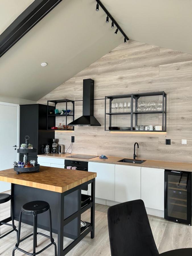 Reine City Apartment Рейне