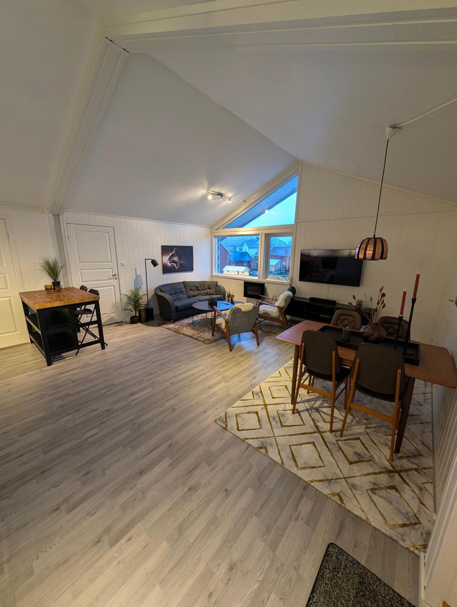 Reine City Apartment * Рейне